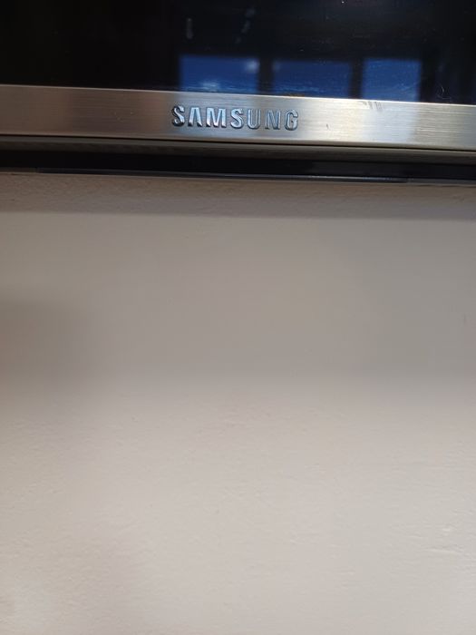 Televizor Samsung 163 cm