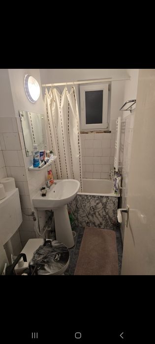 apartament de vânzare