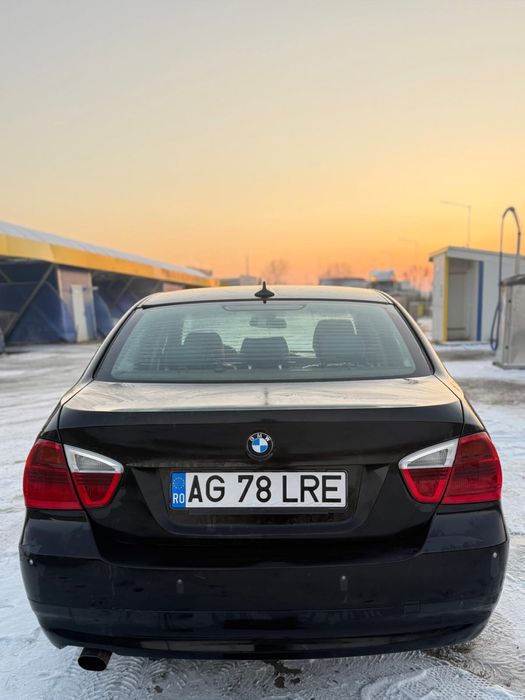 Bmw seria 3 318i e90