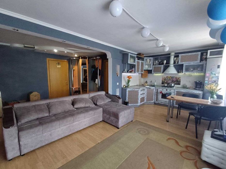 Продажа 3-комнатной квартиры КСК