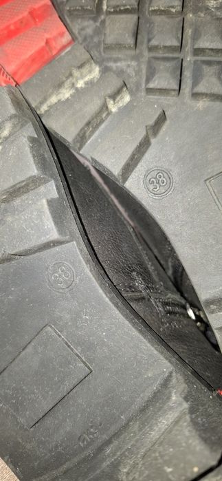 Ghete de dama , mărimea 38