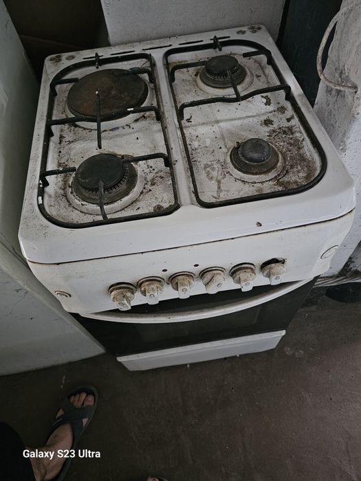 Газ Плита в наличий 3 шт.