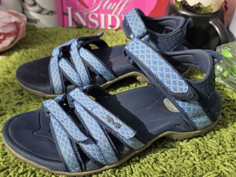 Teva сандали N36