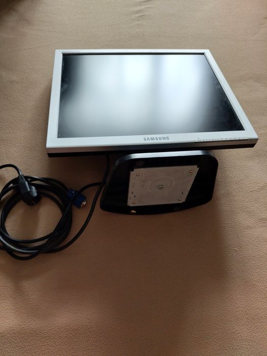 Монитор для компьютера Самсунг