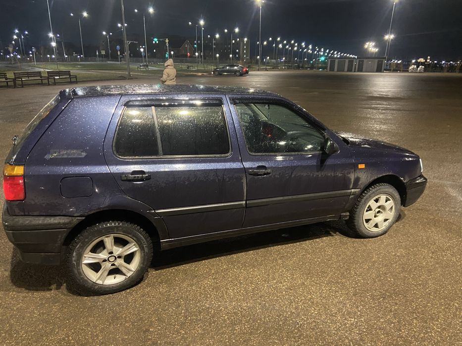 Продаю гольф 3 1.6