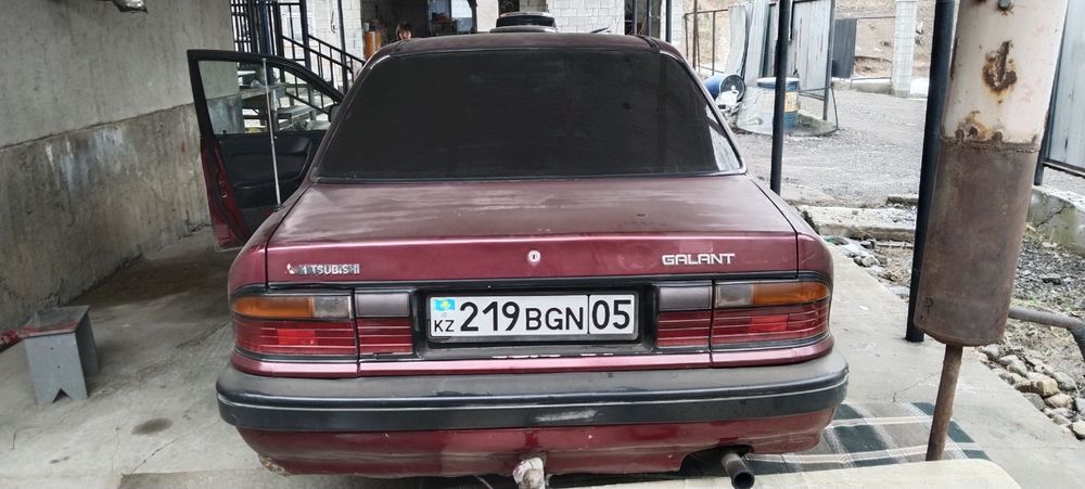 Митсубиши галант