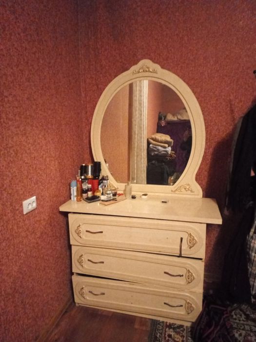 Xolati yaxshi  pul kerakligi un sotobmiz