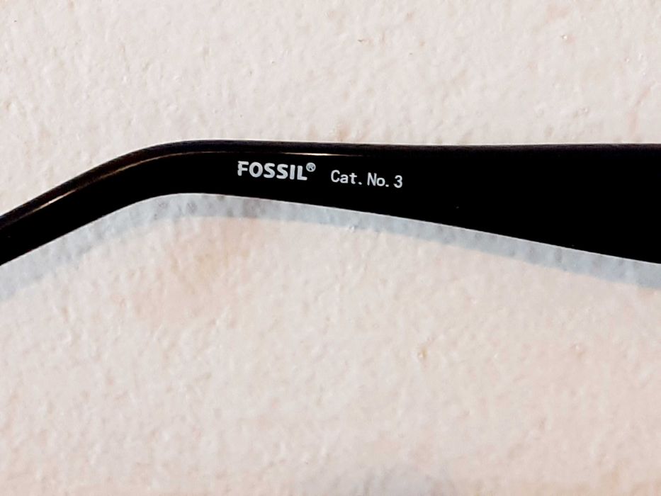 Оригинални слънчеви очила Fossil