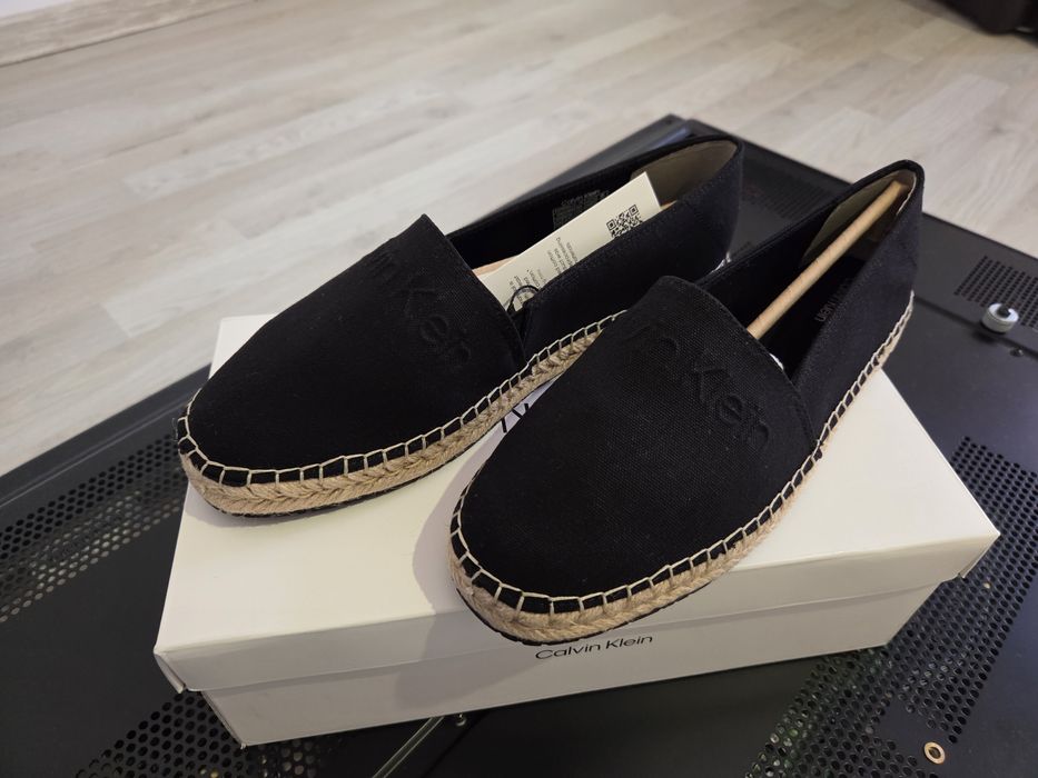 Oferta unica Skechers