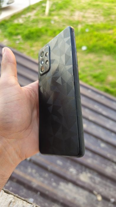 Samsung A52 8/128 sotiladi