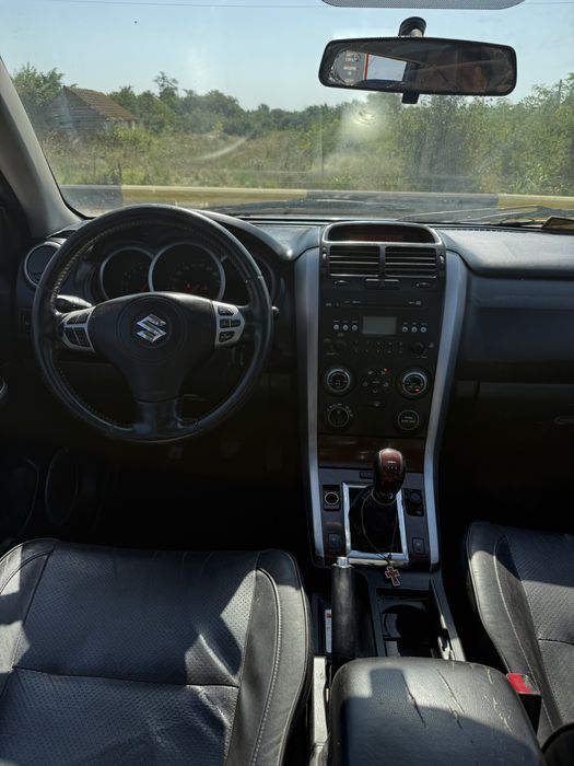 Se vinde suv pentru agrement