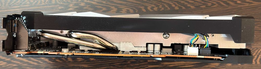ТОП състояние Видео карта MSI Radeon RX 6600 XT MECH 2X 8G OC GDDR6