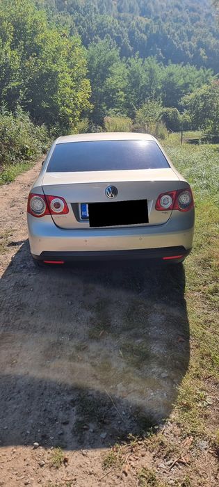 Vând Volkswagen Jetta 2010 • 1.4 TSI 122 CP (Cod CAXA) • Trendline