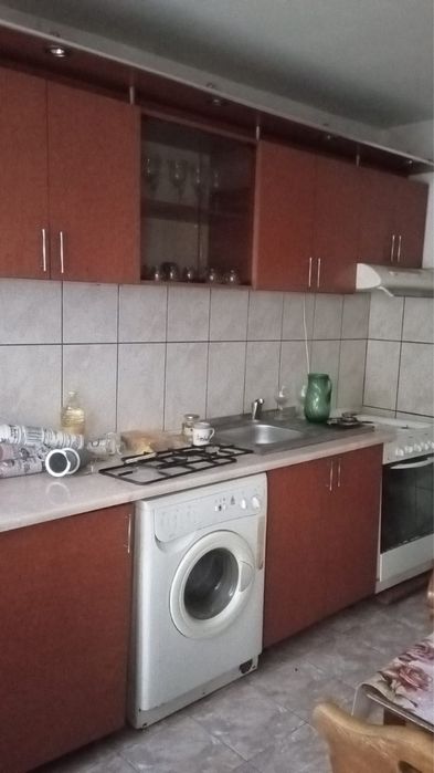 Casă de închiriat