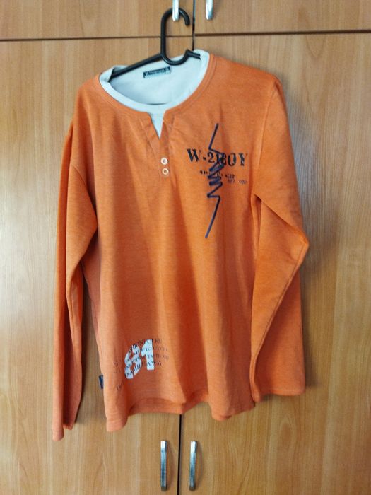 Отдам даром мужские вещи.