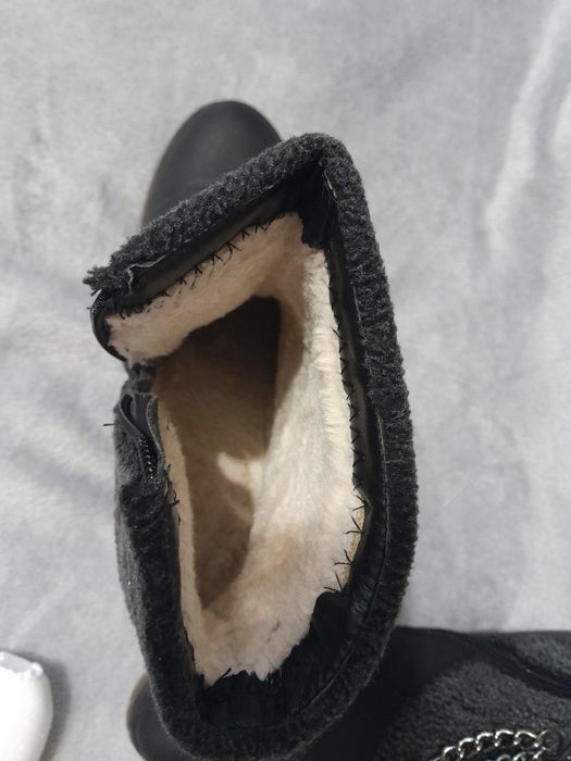 Дамски ботуши на висок ток