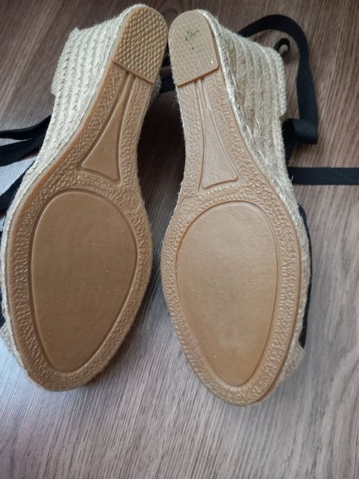 Дамски чехли Fasion nova номер 39,еспадрили 38,сандали H&M, кроксове 3