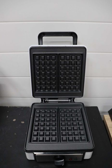 Гофретник Princess, 1200W, 19,8 x 19,8см, незалепващо покритие