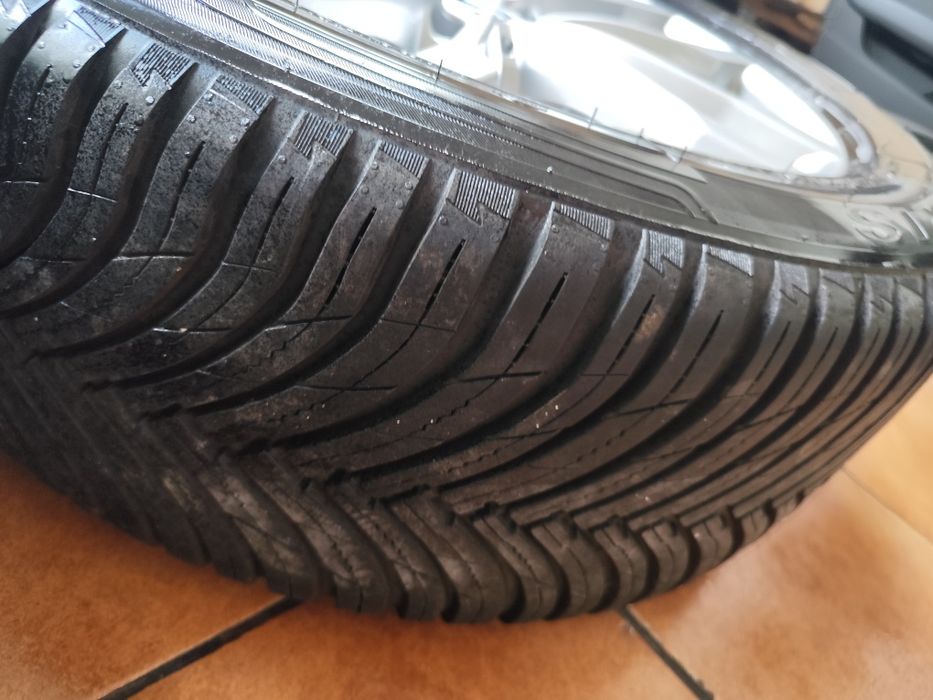 Set jante BMW X3 X4 G01 G02. R19. Cu Anvelope iarna maxxis 245/50R19