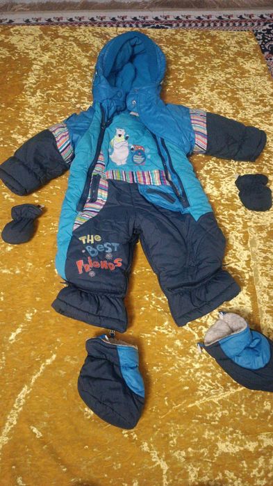 Детские куртки продается
