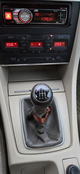 Vând Audi A4-B6 2005