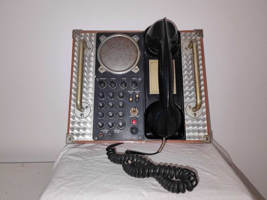 Колекция от ретро телефони