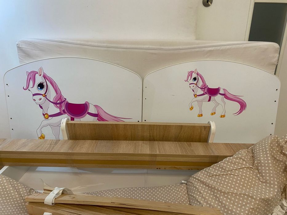 Vand patut copii unicorn