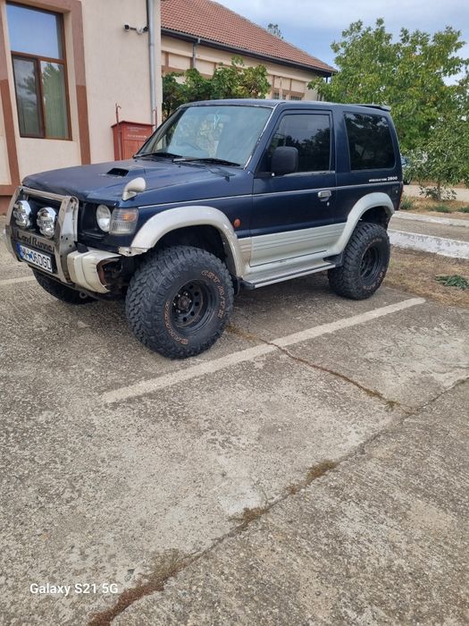 MITSUBISHI Pajero 1994 — imagine 4