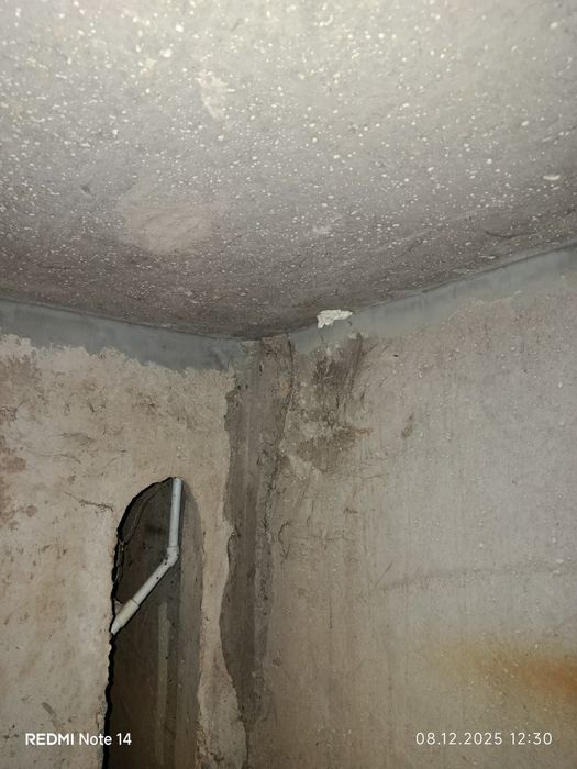 Утепление стыков плит и швов с подвала