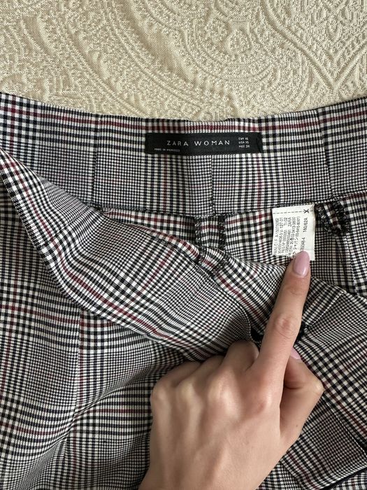 Сив панталон на Зара