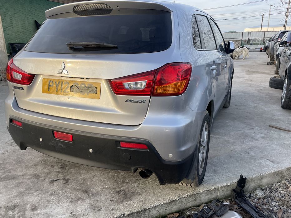 Dezmembrez Mitsubishi ASX 1.8d 2012