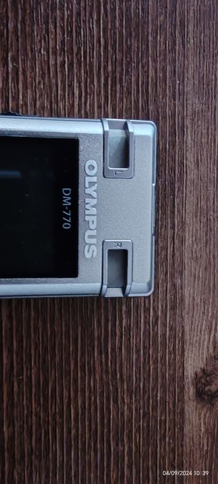 Olympus Reportofon cu activare vocala