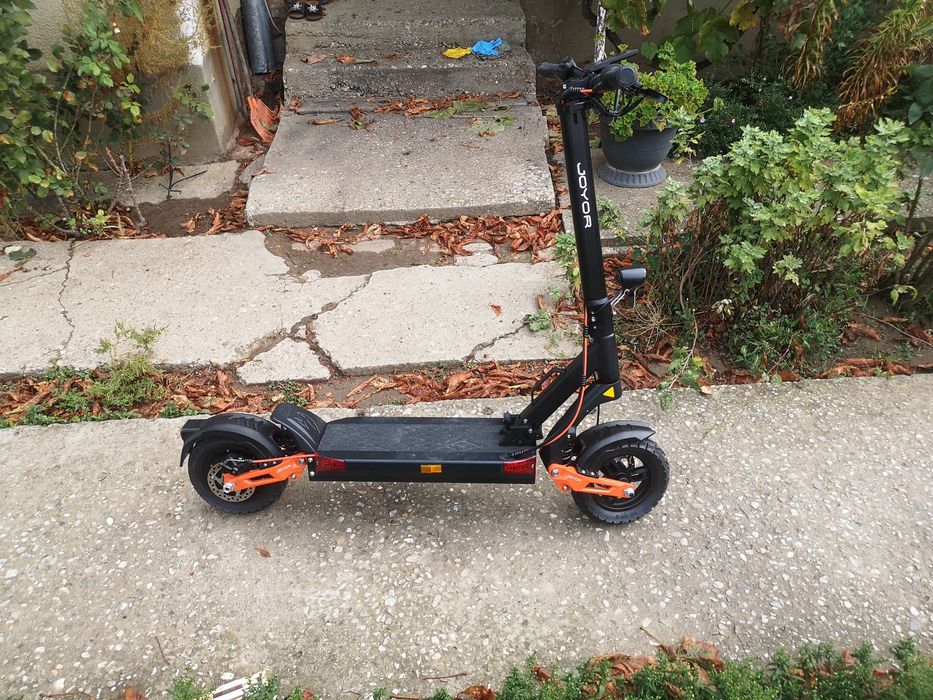 De vânzare trotinetă electrică