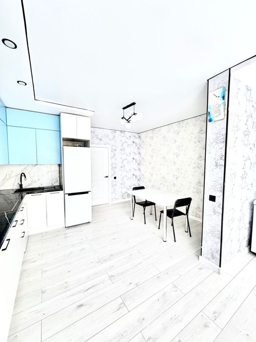 Продается 4-х комн квартира