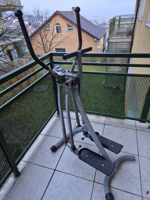 Vand bicicleta de camera