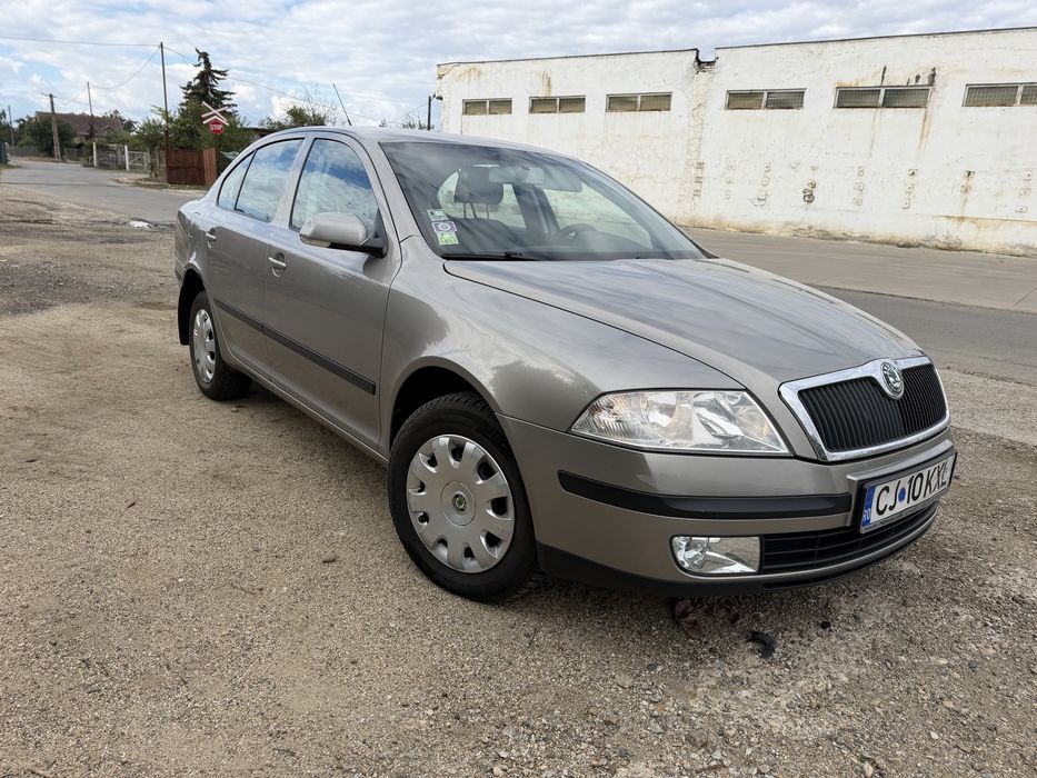 Vând Skoda Octavia