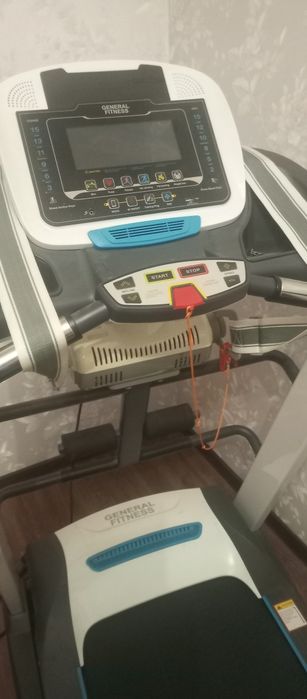 Тренажёр. Беговая дорожка