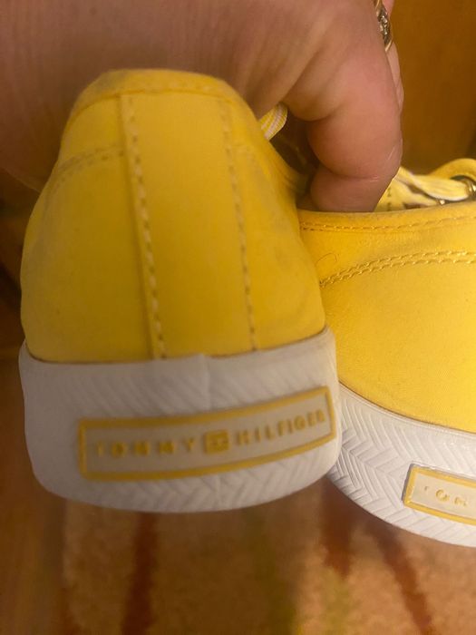 Adidasi tommy hilfiger