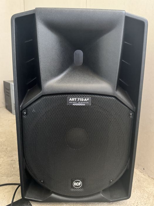 Boxa activa Rcf A715