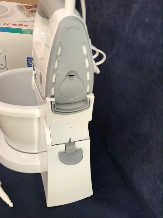 Миксер с купа Bosch MFQ36460