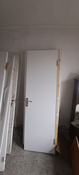 Есть двери по 5000тс тенге