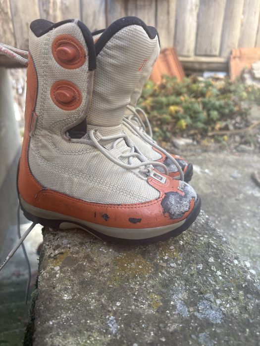 Детски сноуборд обувки 29