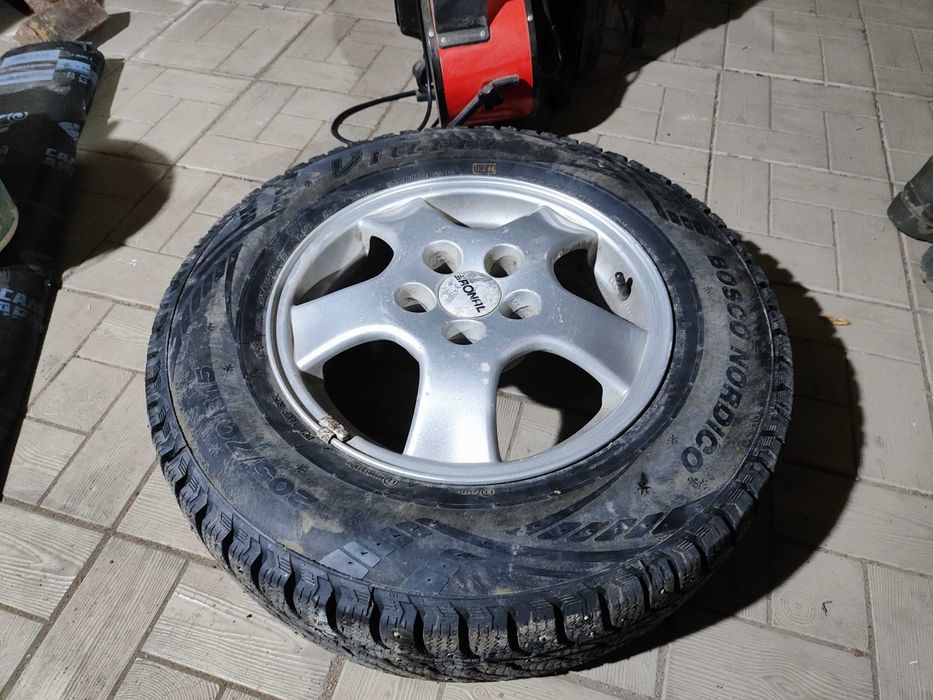 Комплект диски с резиной r15