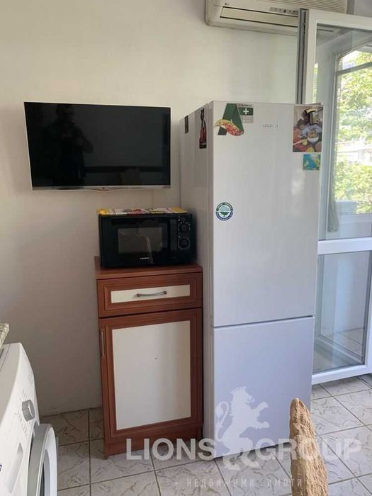 Дава се под наем Тристаен апартамент в Варна, Базар Левски - 78 кв.м за 500 € - Снимка #8