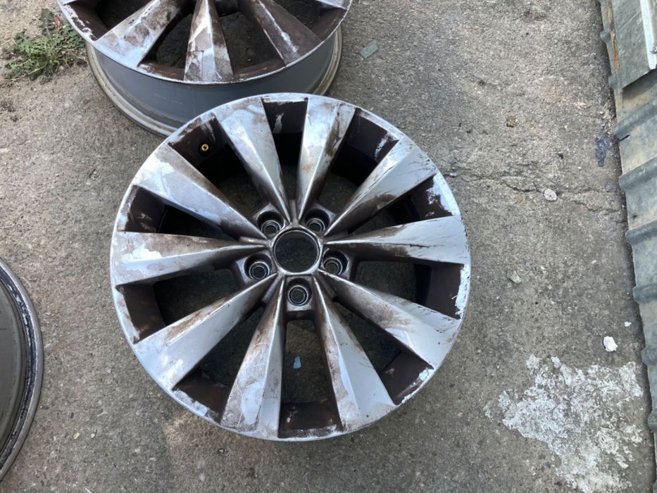 Janta aliaj 16” Skoda Scala Skoda Kamiq R16
Model castor