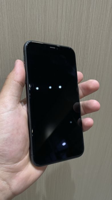 iPhone 11 64гб / цвет: черный