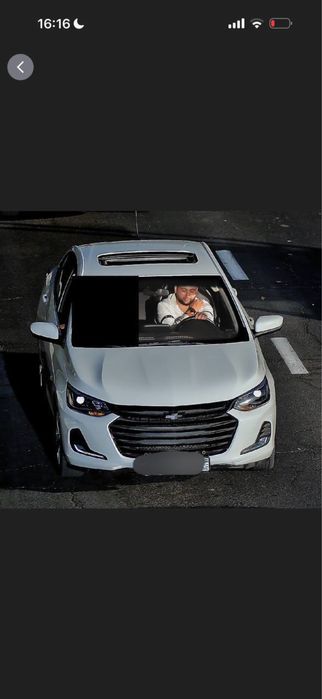 Продаеься chevrolet onix белый