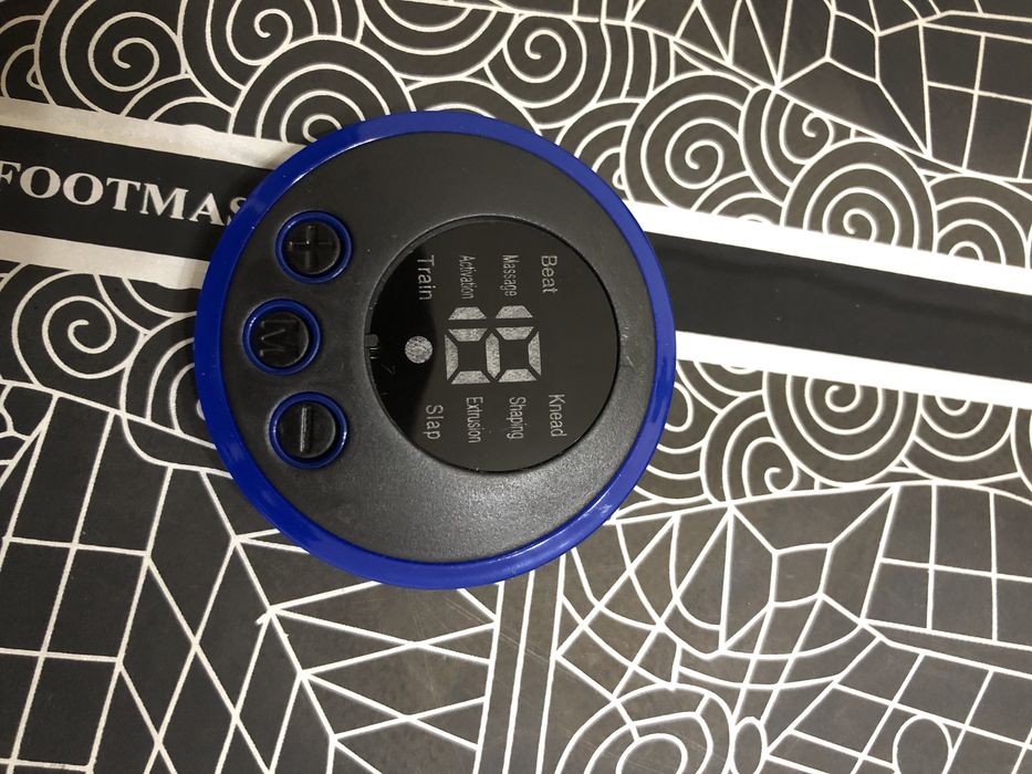 Oyoq masaj qluvchi moslama