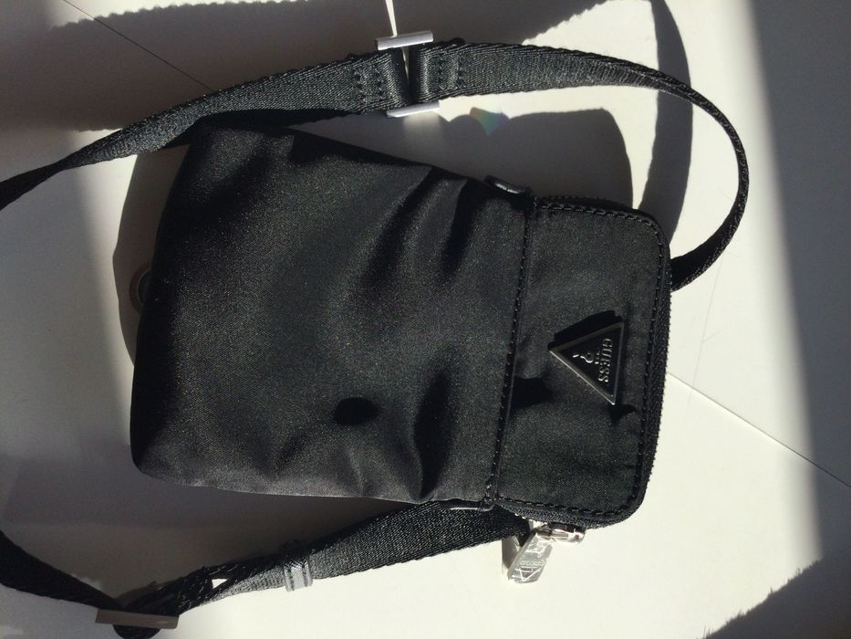 Чанта Guess диагонална