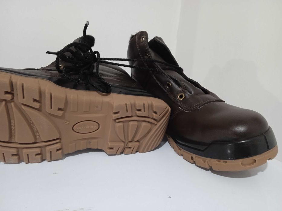 Safety boots/рабочий ботинки